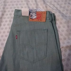 Levi jeans